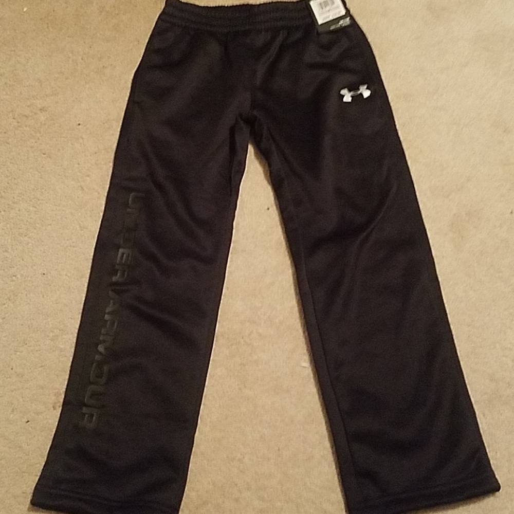 Boys black athletic pants size 6